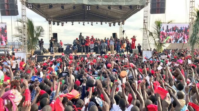 Thousands gather for Bobi Wine's Kyarenga Concert
