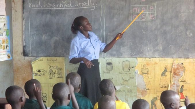 Ugandan government to hire 22,000 teachers - recruitment