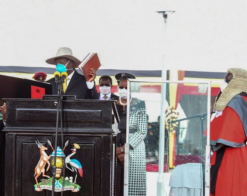 Uganda’s President Yoweri Museveni takes oath to kick off his sixth term
